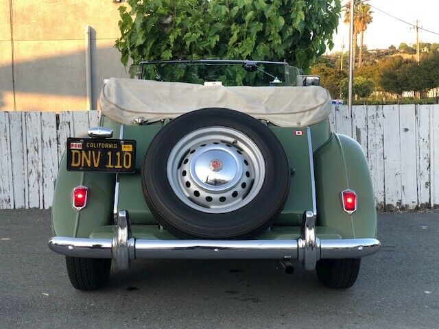1951 Green MG T-Series CONVERTIBLE