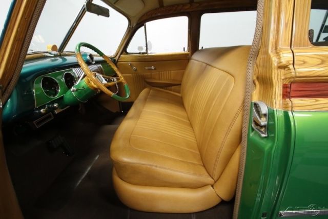1951 Green Chevrolet Custom Deluxe