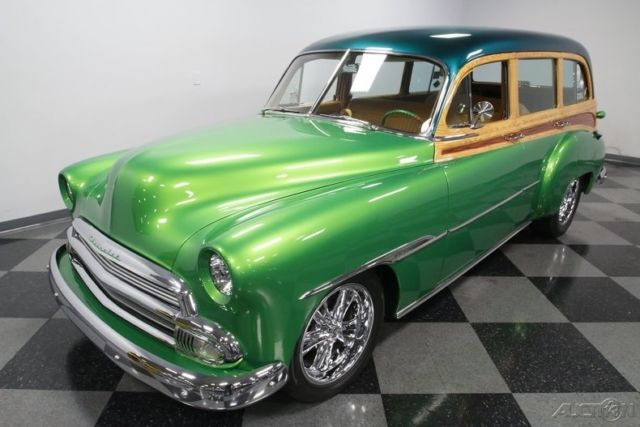1951 Green Chevrolet Custom Deluxe