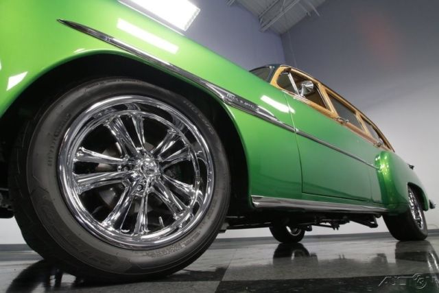 1951 Green Chevrolet Custom Deluxe