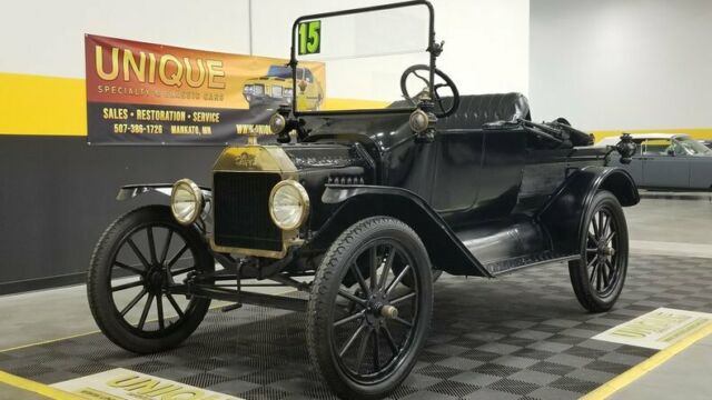 1915 Black Ford Model T