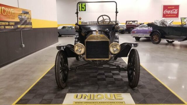 1915 Black Ford Model T