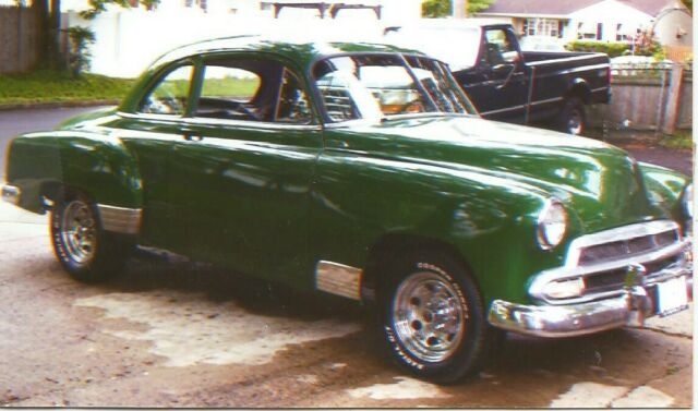 1952 Green Chevrolet 2-Door Deluxe Sports Coupe Coupe