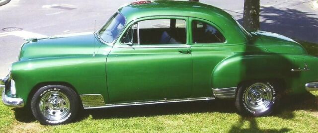 1952 Green Chevrolet 2-Door Deluxe Sports Coupe Coupe