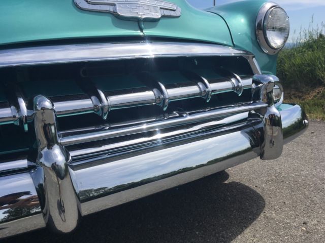 1952 Chevrolet coupe