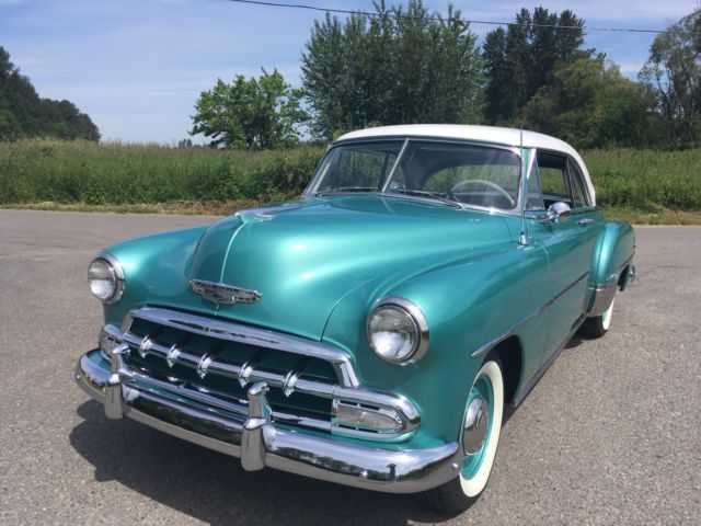 1952 Chevrolet coupe