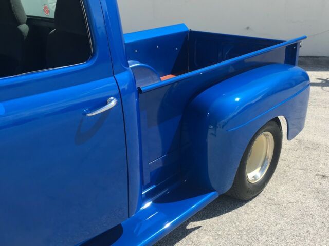 1952 Cobalt Blue Ford F-100