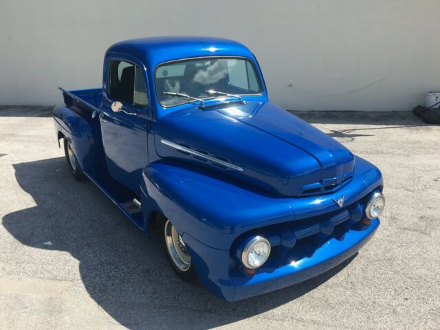 1952 Cobalt Blue Ford F-100