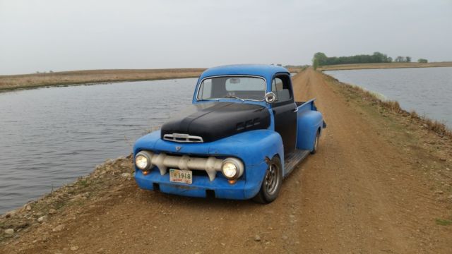 1952 Ford F-100