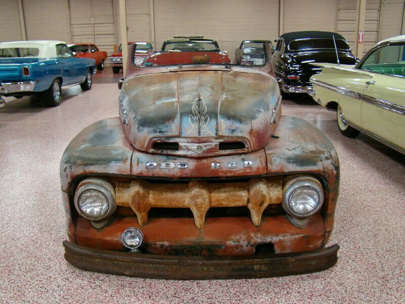 1952 Gray Ford F-100 Pickup Truck