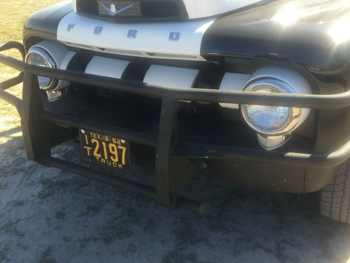 1952 White Ford F-250