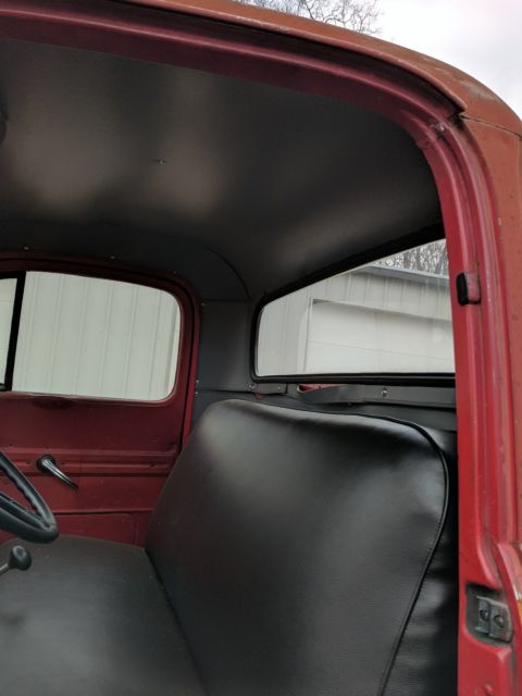 1952 Red Ford F-100 Dump Flat Bed