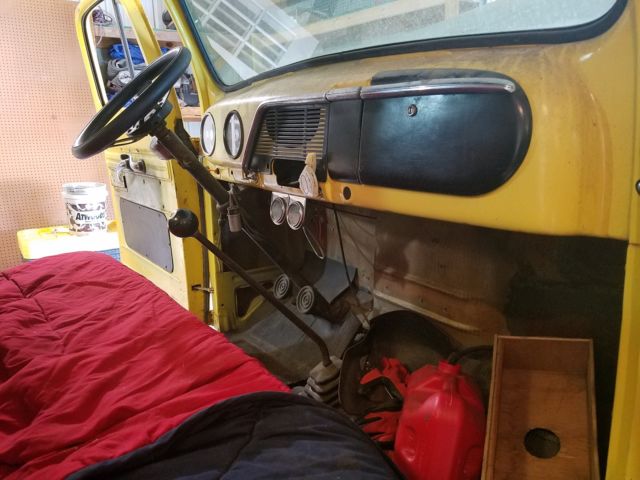 1952 Yellow and primer Ford F-100 Coupe