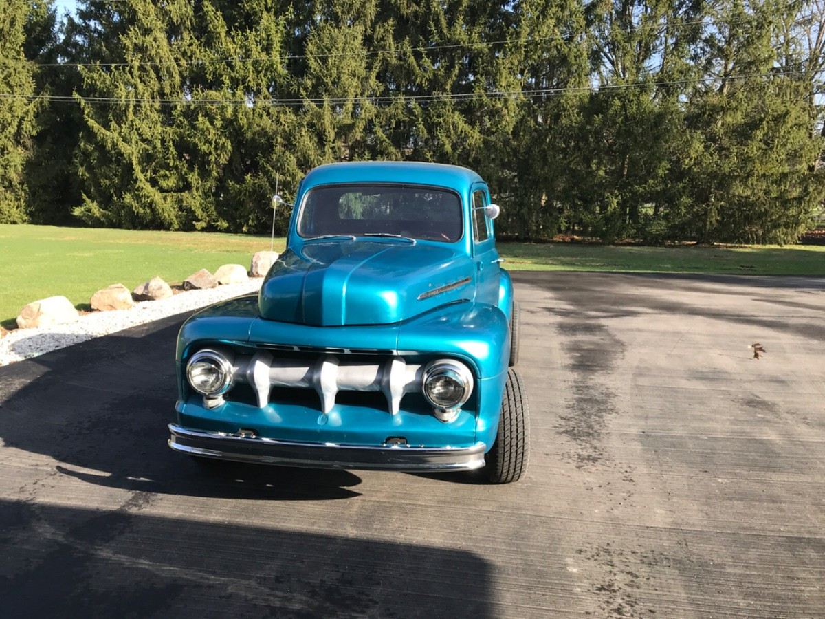 1952 Ford F-100