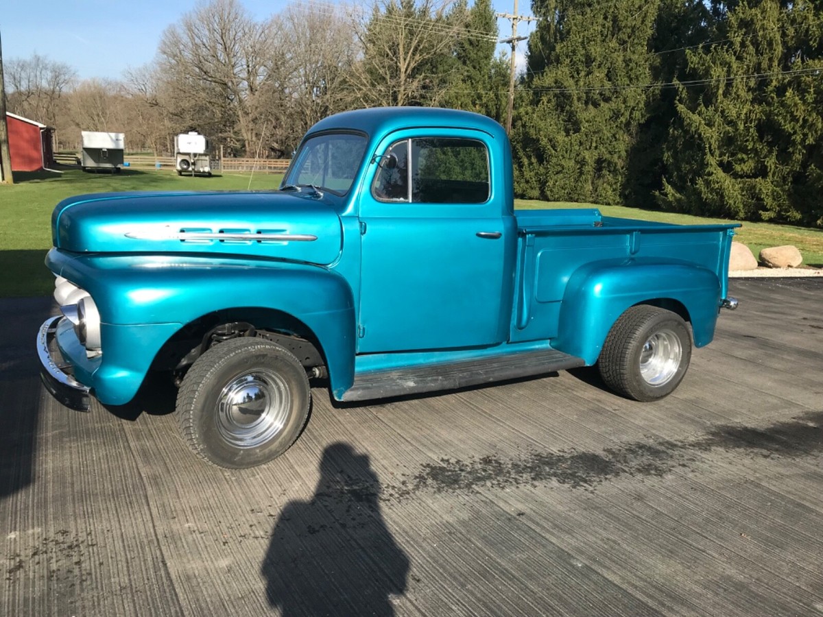 1952 Ford F-100