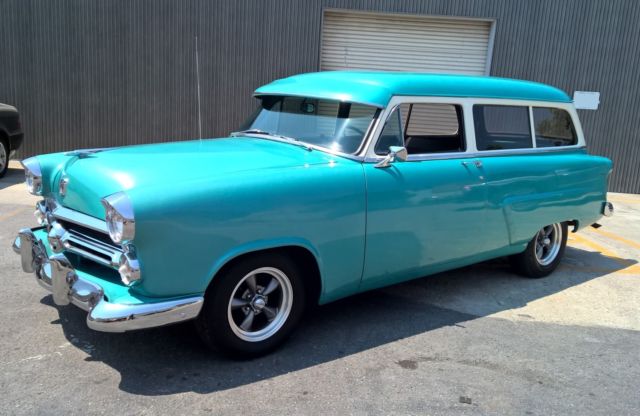 1952 Teal Ford Ranch Wagon Wagon