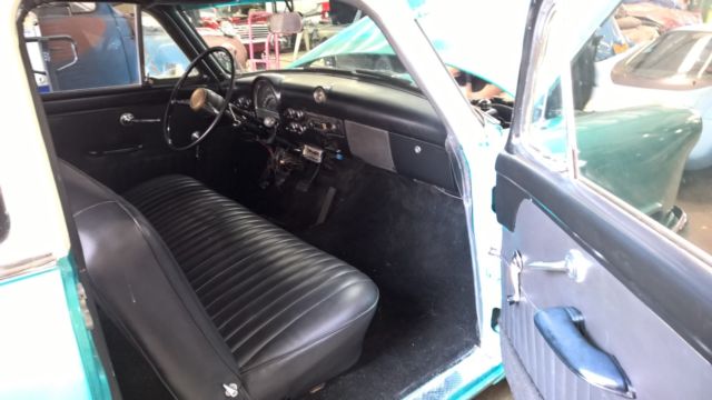 1952 Teal Ford Ranch Wagon Wagon