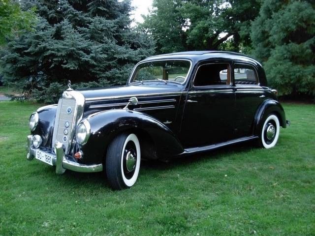 1952 Black Chrysler 200 Series Sedan