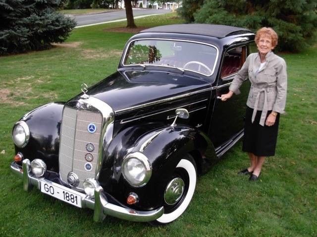 1952 Black Chrysler 200 Series Sedan