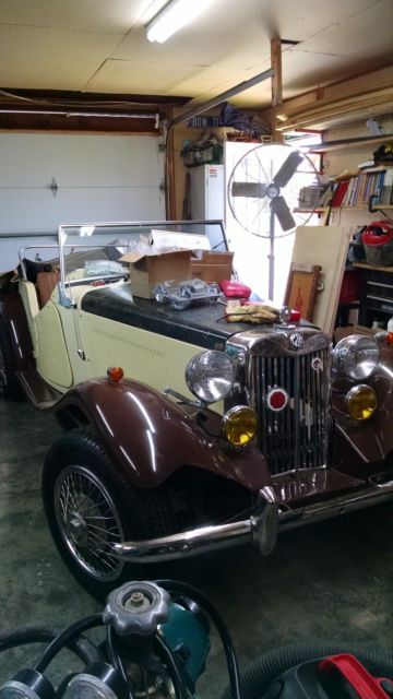 1952 Yellow /Brown MG T-Series MG TD