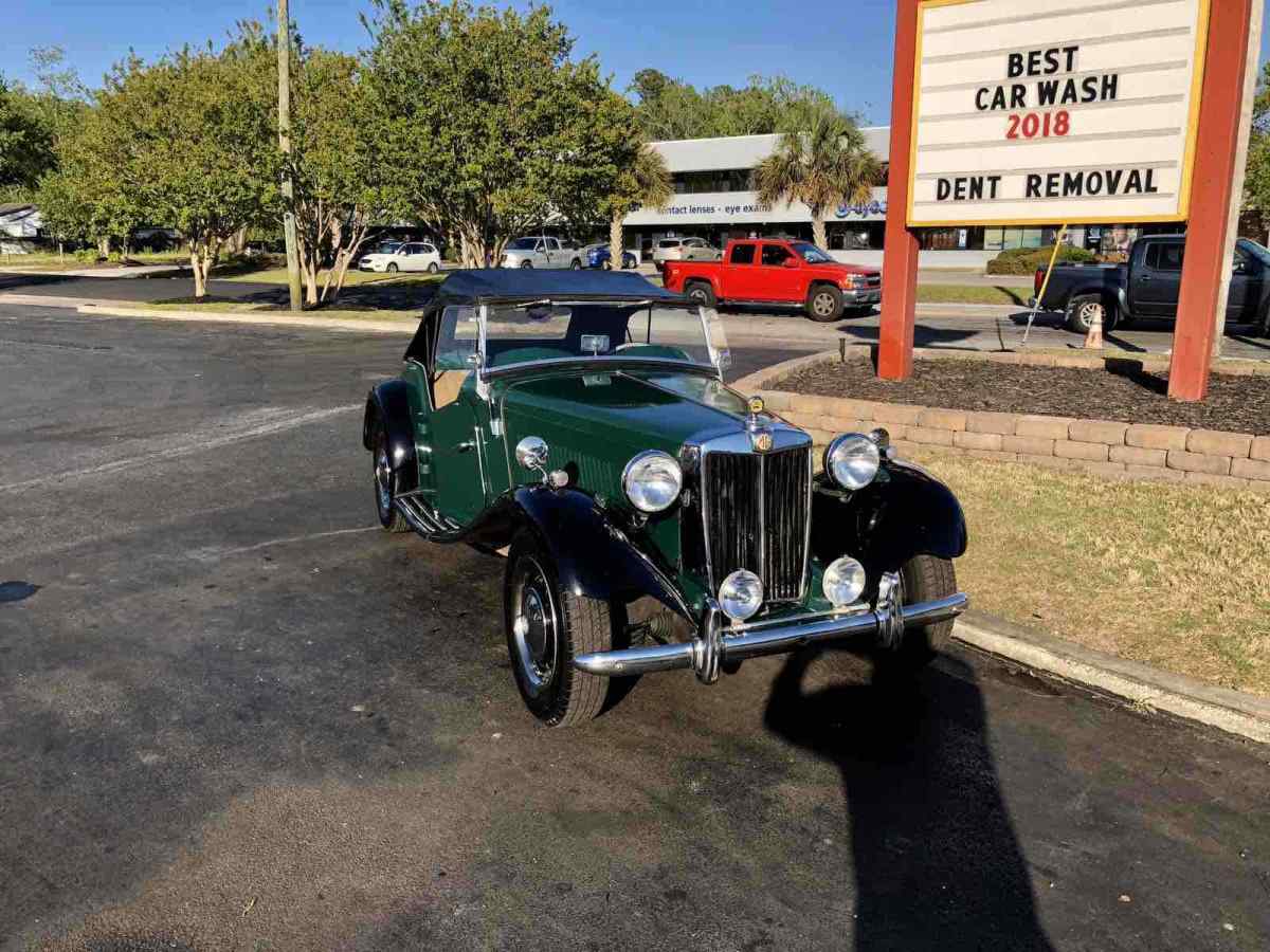 1952 Green MG TD Convertible