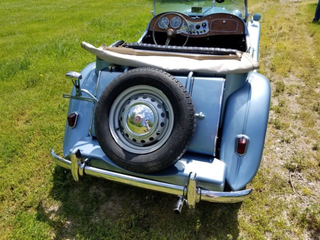 1952 Blue MG T-Series Roadster