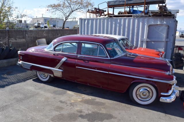 1952 Oldsmobile Ninety-Eight Sedan
