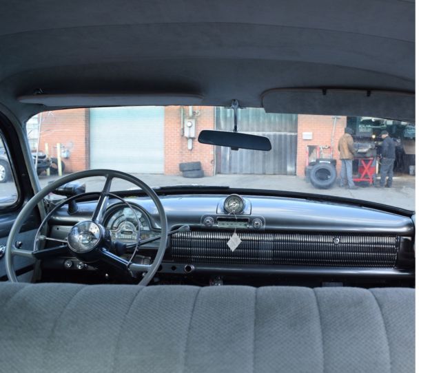 1952 Oldsmobile Ninety-Eight Sedan