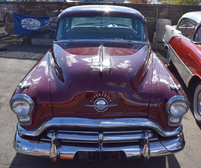 1952 Oldsmobile Ninety-Eight Sedan