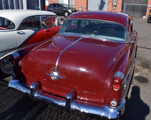 1952 Oldsmobile Ninety-Eight Sedan