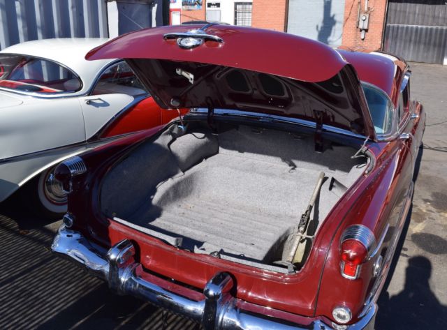1952 Oldsmobile Ninety-Eight Sedan