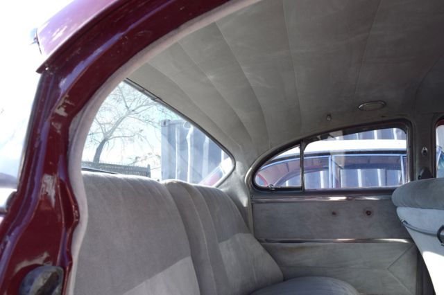 1952 Oldsmobile Ninety-Eight Sedan