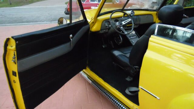 1952 -- Chevrolet Styleline --