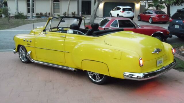 1952 -- Chevrolet Styleline --