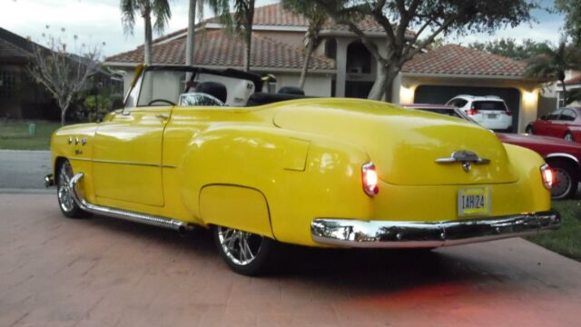 1952 -- Chevrolet Styleline --
