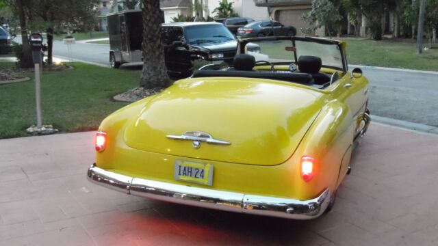 1952 -- Chevrolet Styleline --