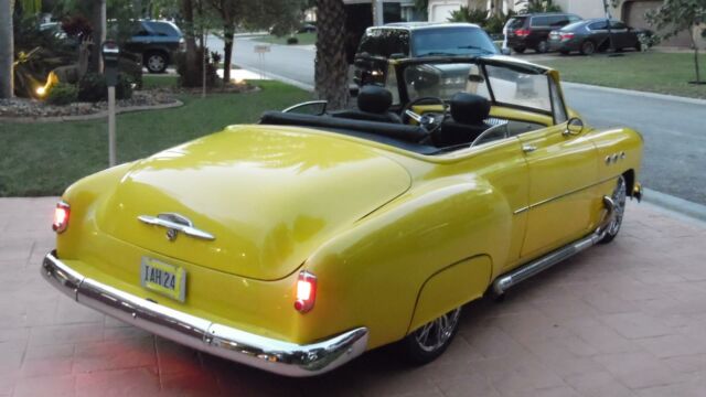 1952 -- Chevrolet Styleline --