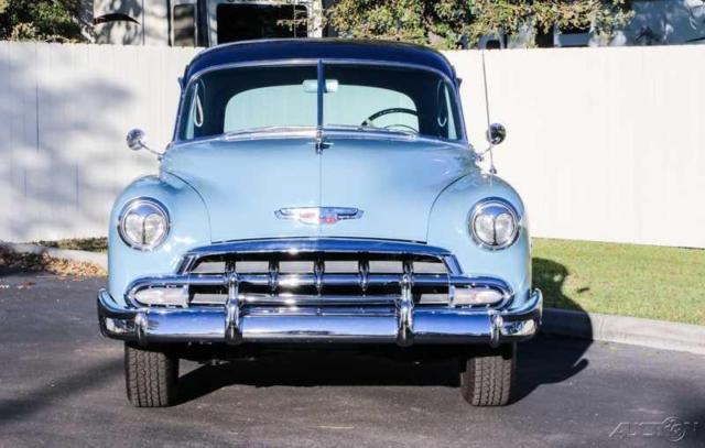 1952 Yellow Chevrolet Deluxe Street Rod