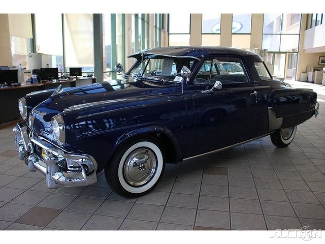 1952 Blue Ford E-Series Wagon