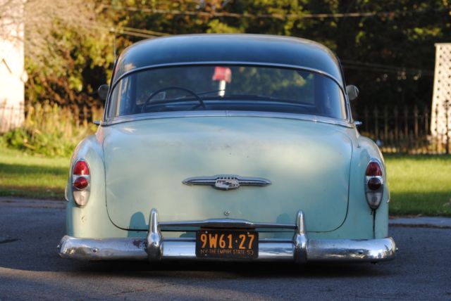 1953 Green Chevrolet Bel Air/150/210 Sedan