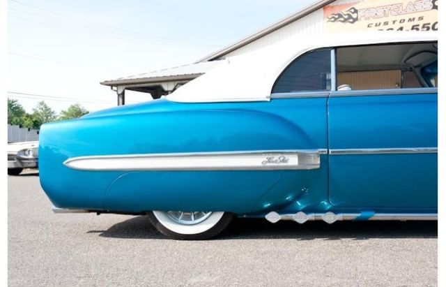 1953 White and Blue Chevrolet Bel Air/150/210 Coupe Simulated Convertibule