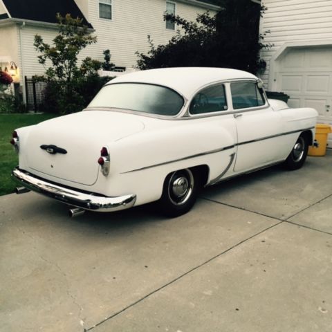 1953 White Chevrolet Bel Air/150/210