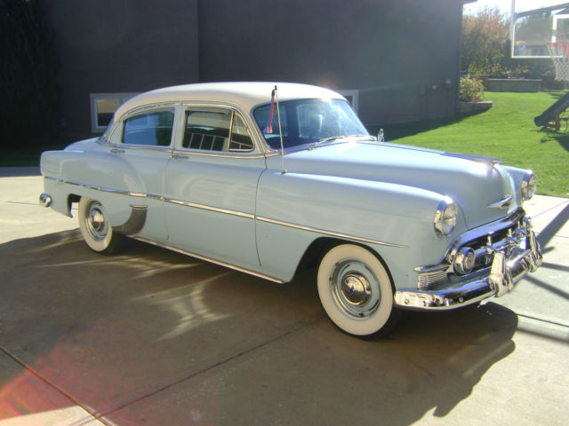 1953 Blue Chevrolet Bel Air/150/210 Sedan