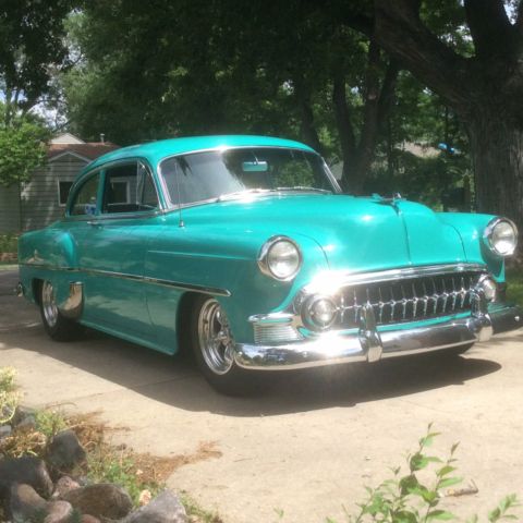 1953 Teal Chevrolet Bel Air/150/210 Sedan