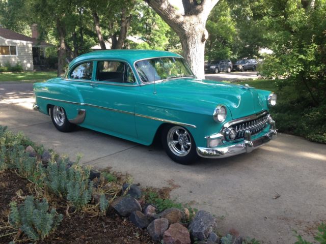 1953 Teal Chevrolet Bel Air/150/210 Sedan