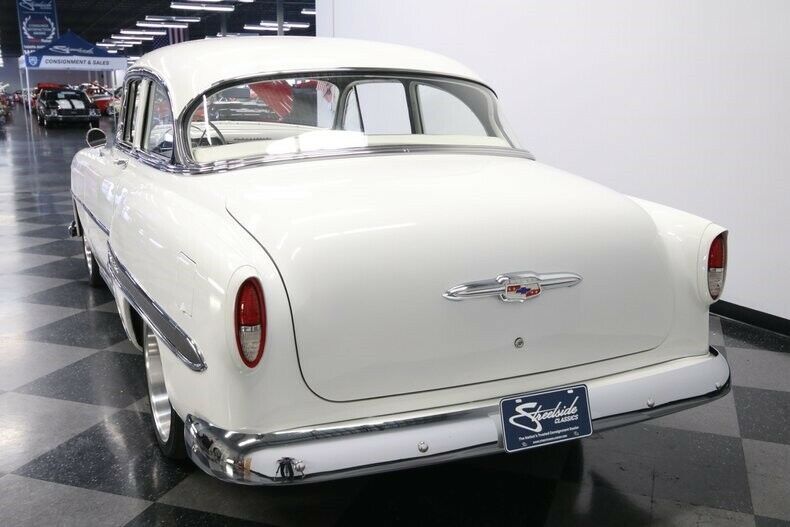 1953 White Chevrolet Bel Air/150/210 Coupe
