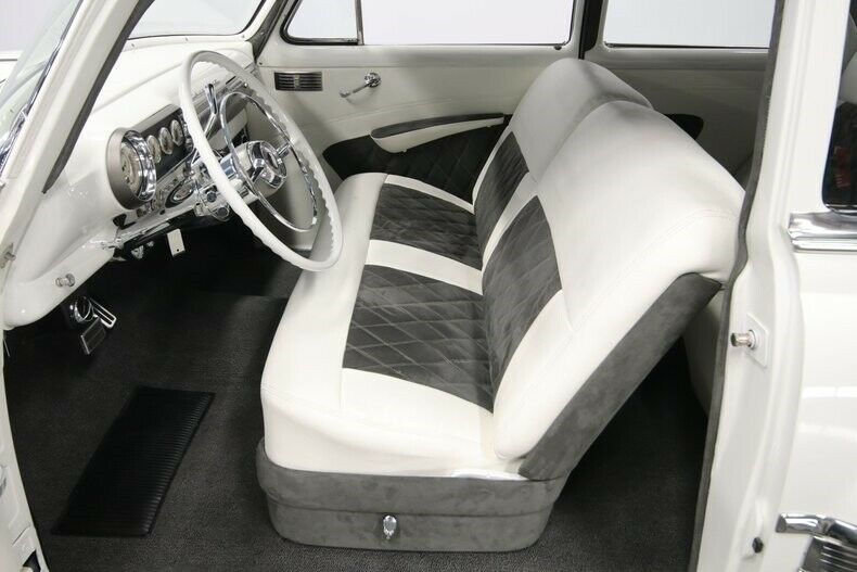 1953 White Chevrolet Bel Air/150/210 Coupe