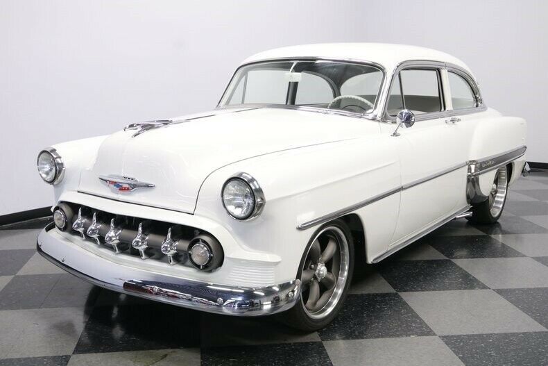 1953 White Chevrolet Bel Air/150/210 Coupe