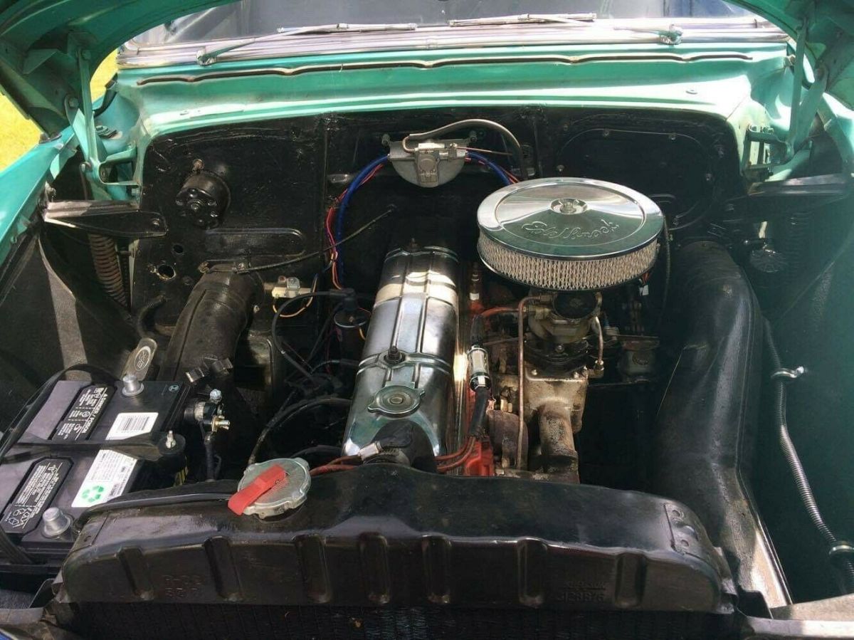 1953 Green Chevrolet Bel Air/150/210 Sedan