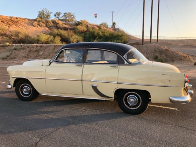 1953 Tan Chevrolet Bel Air/150/210 Coupe